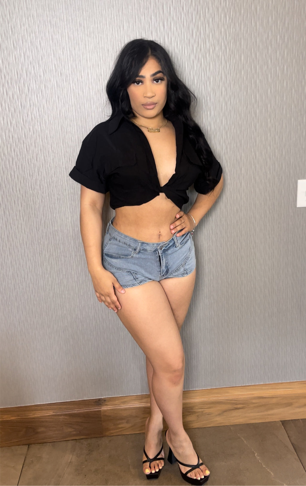 Beverley Crop Top- Black